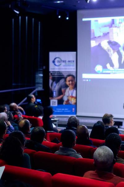Conference De Presse 9d0a8196