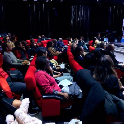 Conference De Presse 9d0a8215