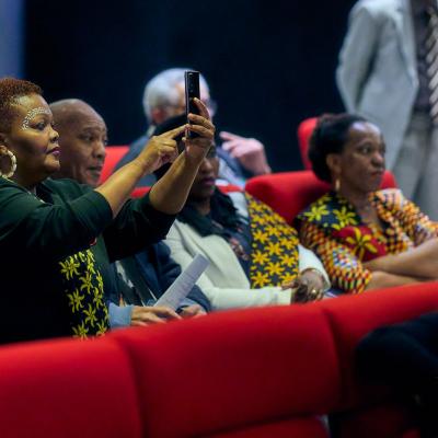 Conference De Presse 9d0a8373
