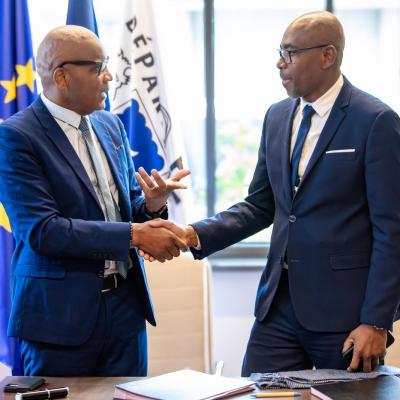 Signature Convention Mayotte | © Photo Georges Laumord